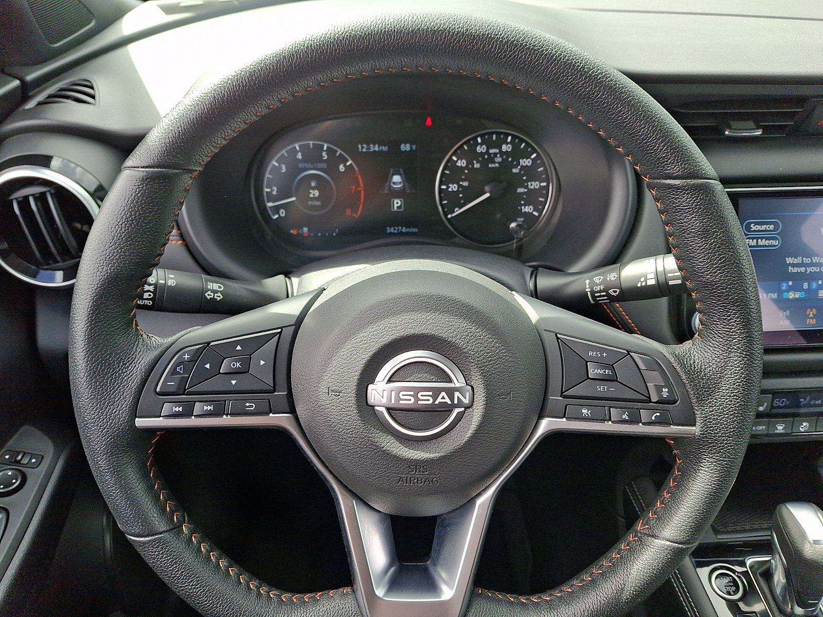 Used 2023 Nissan Kicks SR w/ SR Premium Package FWD image 18