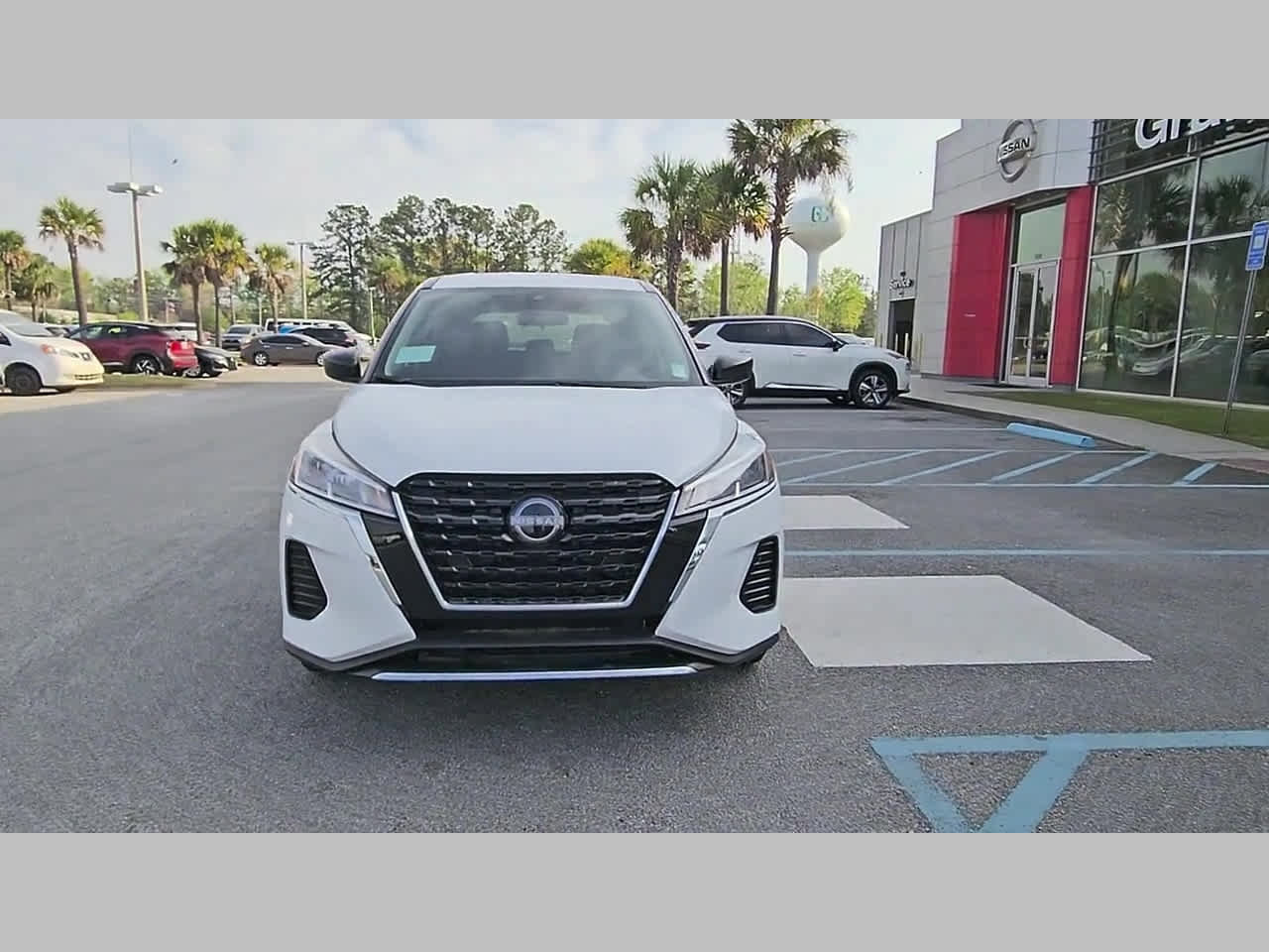 New 2025 Nissan Kicks Play S image 19