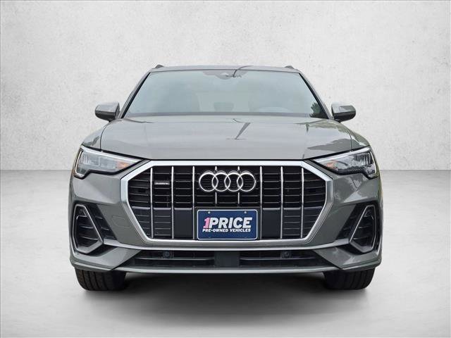 Used 2021 Audi Q3 2.0T Premium w/ Convenience Package AWD/4WD image 2