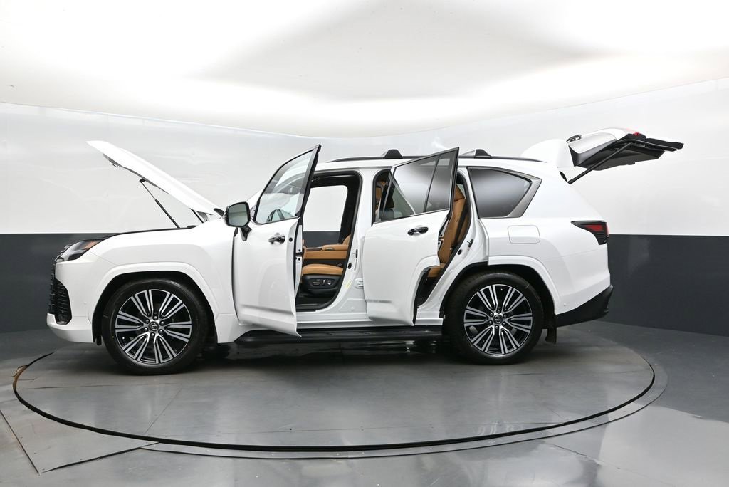 New 2026 Lexus LX 700h Luxury image 51