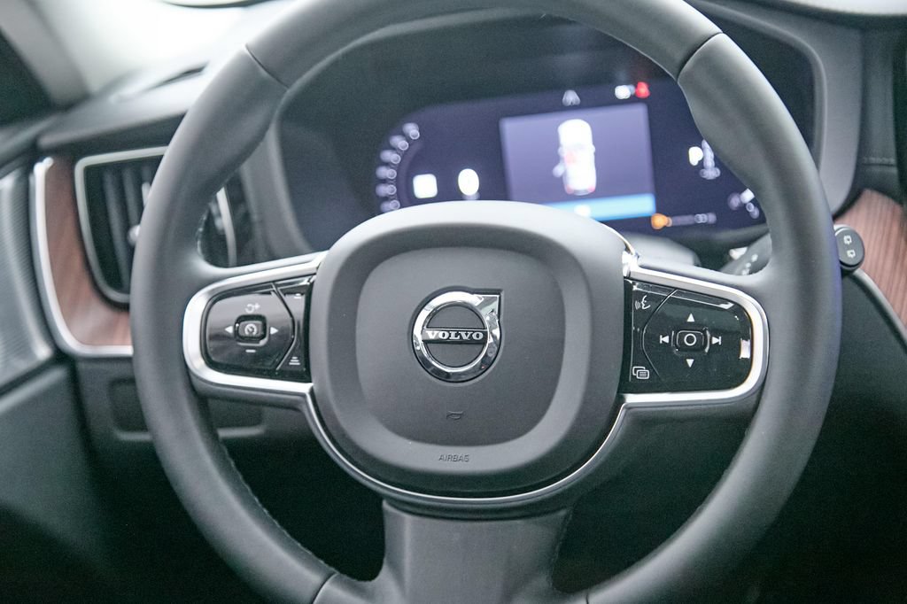 Certified 2023 Volvo XC60 B6 Ultimate w/ Climate Package AWD/4WD image 29