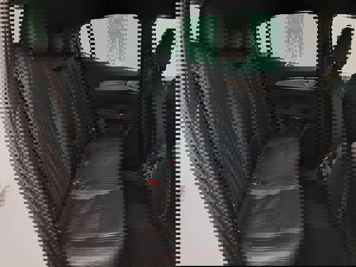 Used 2023 Maserati Grecale GT image 48