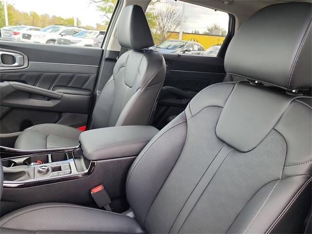 New 2026 Kia Sorento SX image 14