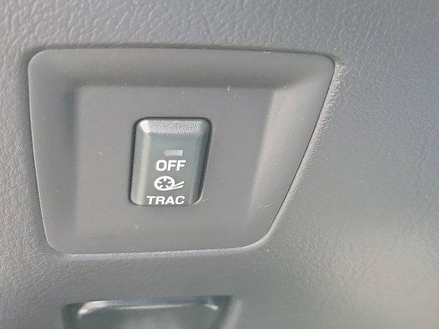 Used 2003 Ford Thunderbird Deluxe image 26