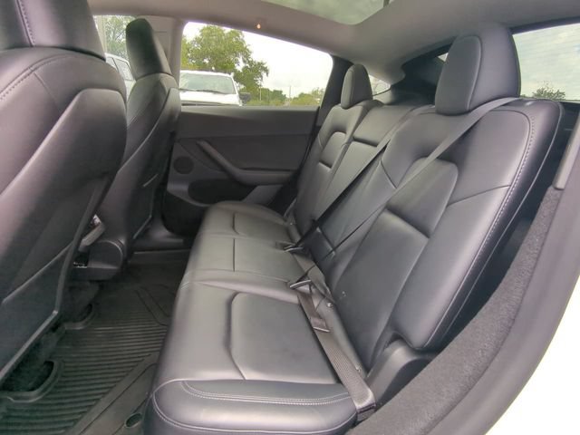 Used 2023 Tesla Model Y Long Range AWD/4WD image 16