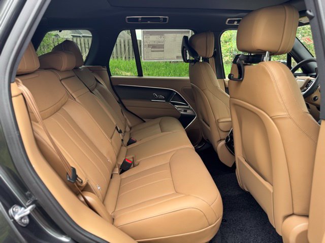 New 2026 Land Rover Range Rover SE AWD/4WD image 17