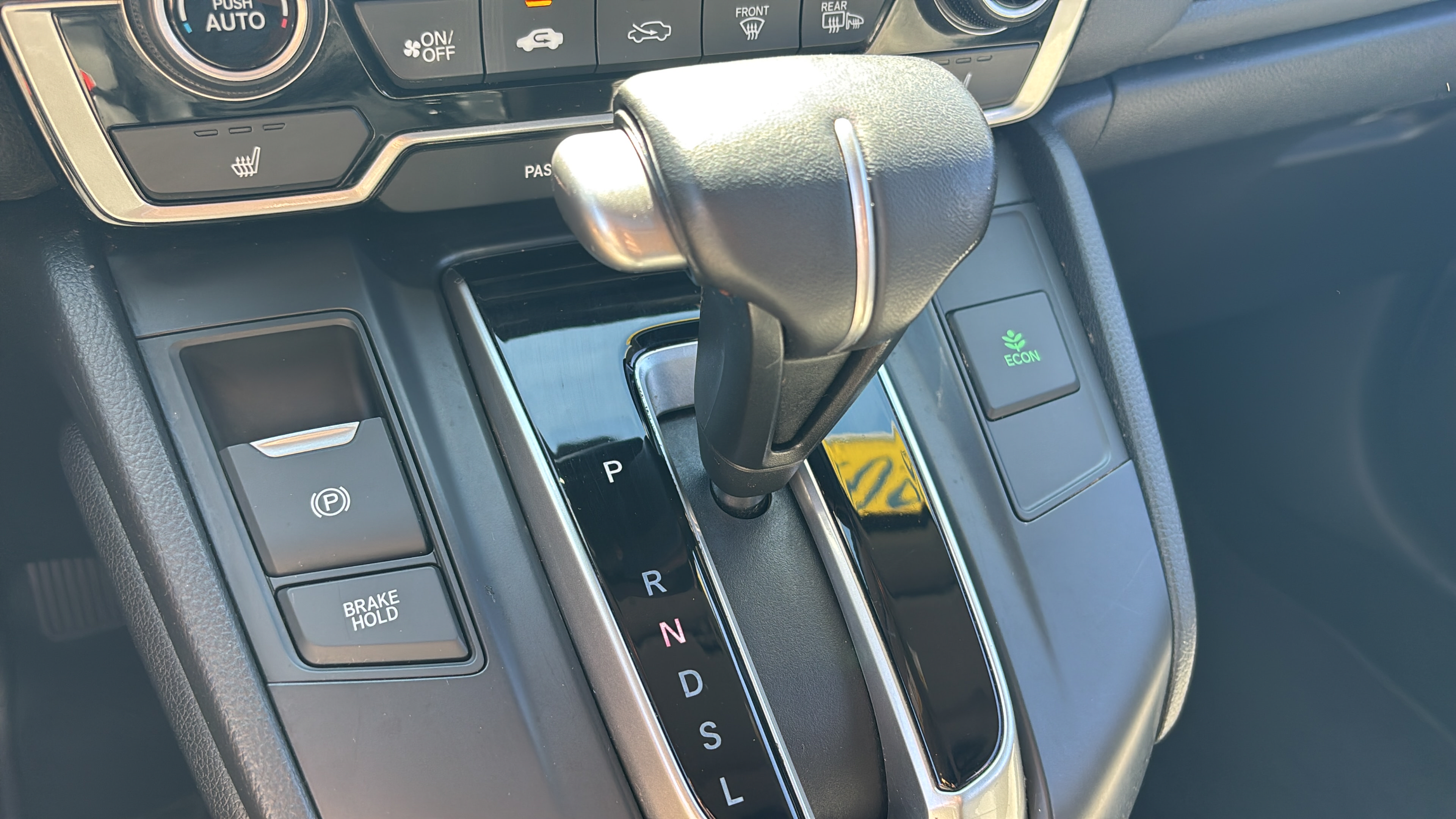 Used 2017 Honda CR-V EX-L image 11