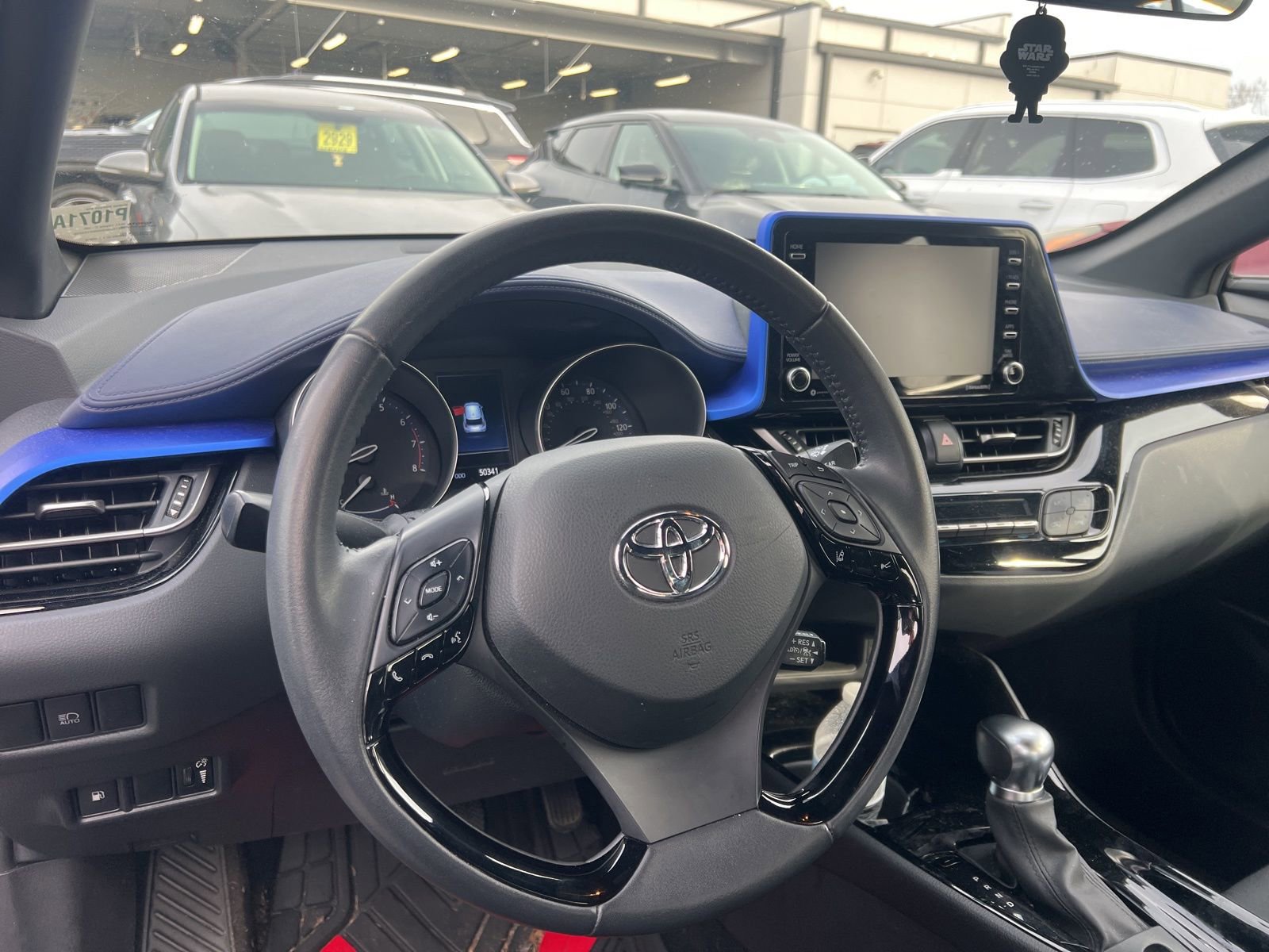 Used 2021 Toyota C-HR XLE image 4