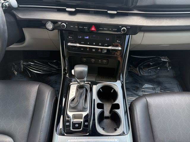 Used 2022 Kia Carnival EX FWD image 15
