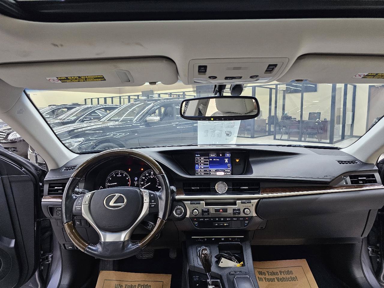 Used 2015 Lexus ES 350 w/ Luxury Package FWD image 27