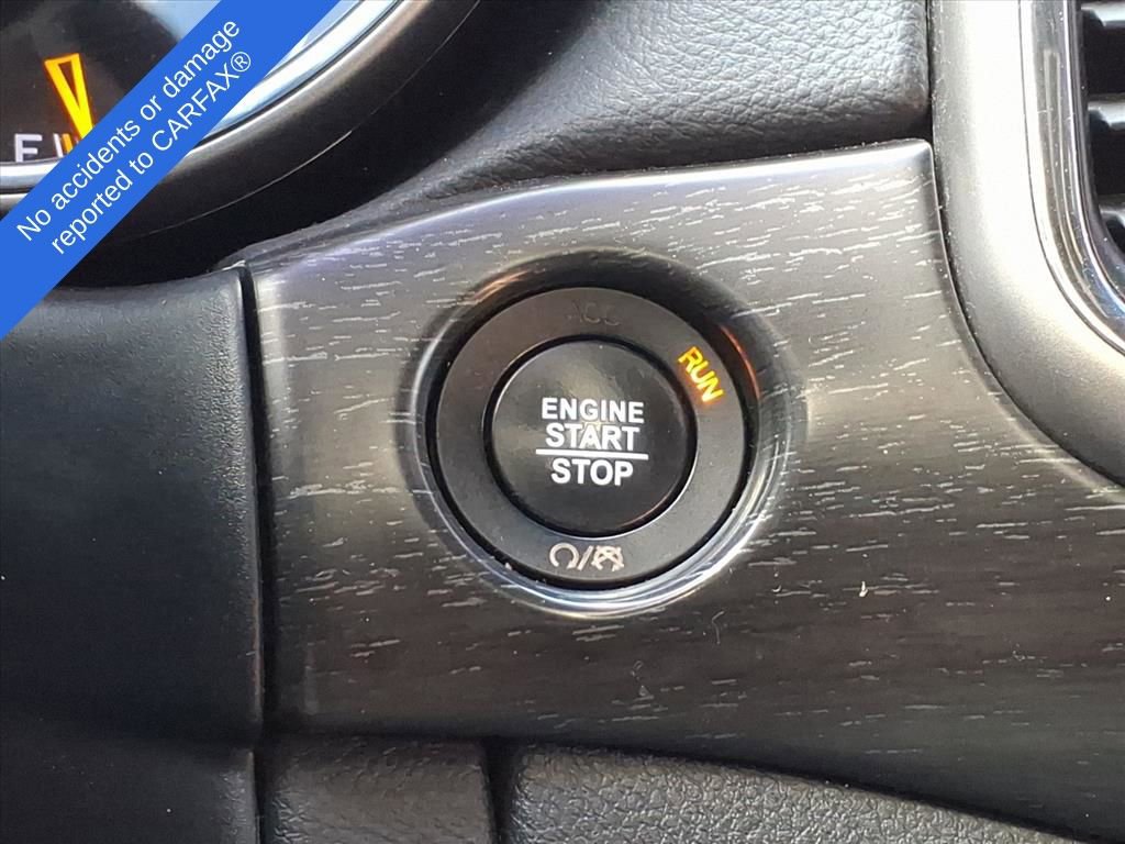 Used 2018 Jeep Grand Cherokee Laredo image 29