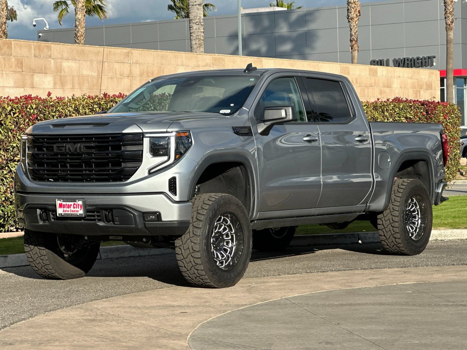 New 2025 GMC Sierra 1500 Elevation w/ Preferred Package AWD/4WD image 8