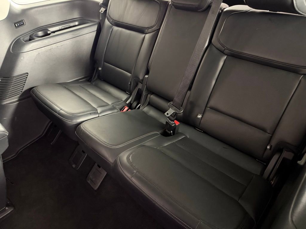 Used 2025 Ford Expedition Platinum image 28