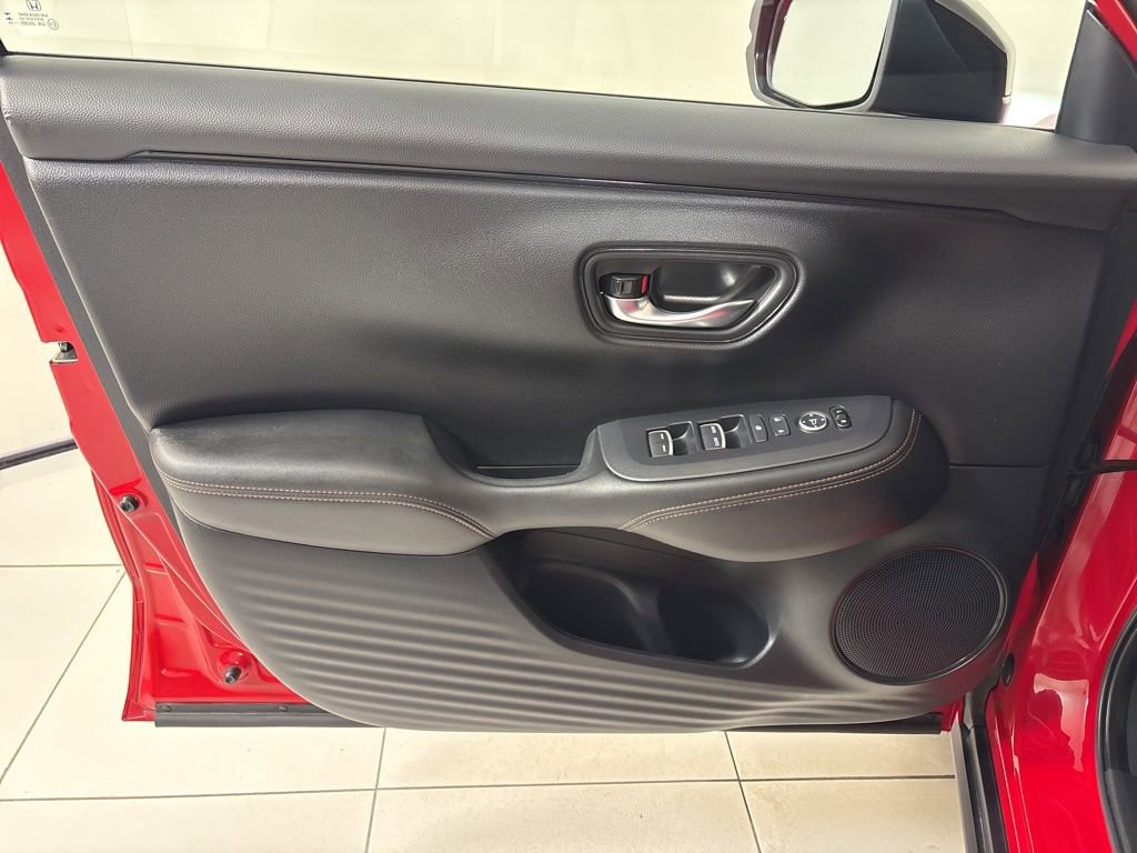 Used 2024 Honda HR-V Sport image 12