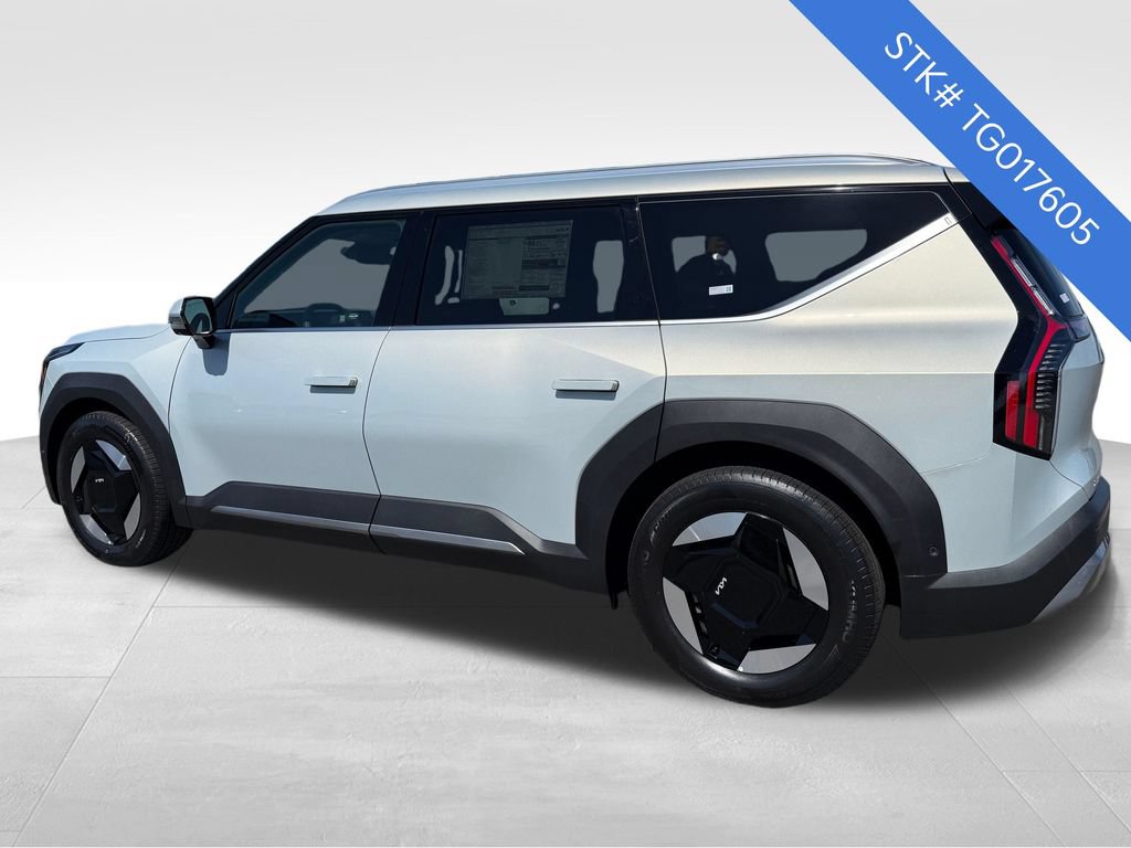 New 2026 Kia EV9 Wind AWD/4WD image 5
