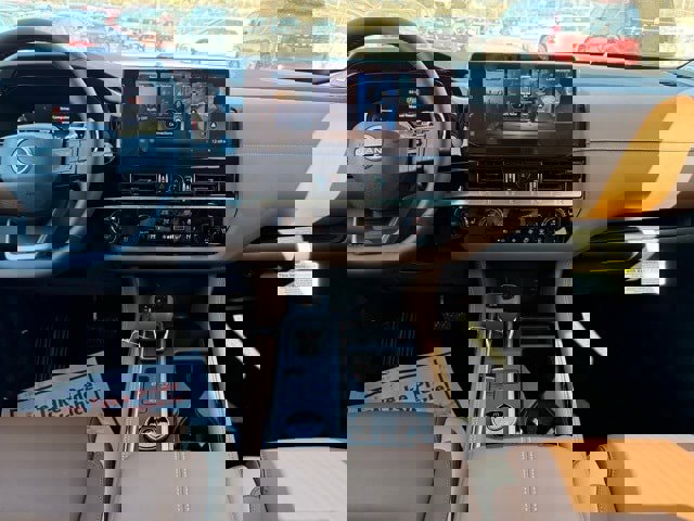 New 2026 Nissan Pathfinder Platinum image 26