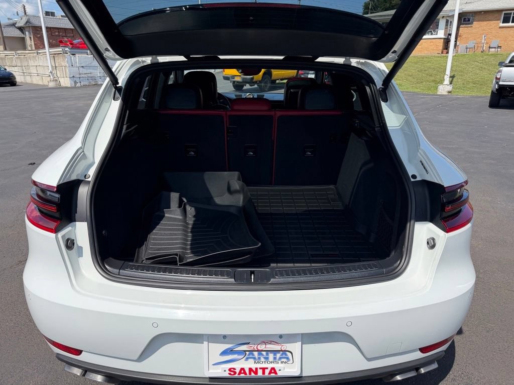 Used 2017 Porsche Macan Turbo AWD/4WD image 15