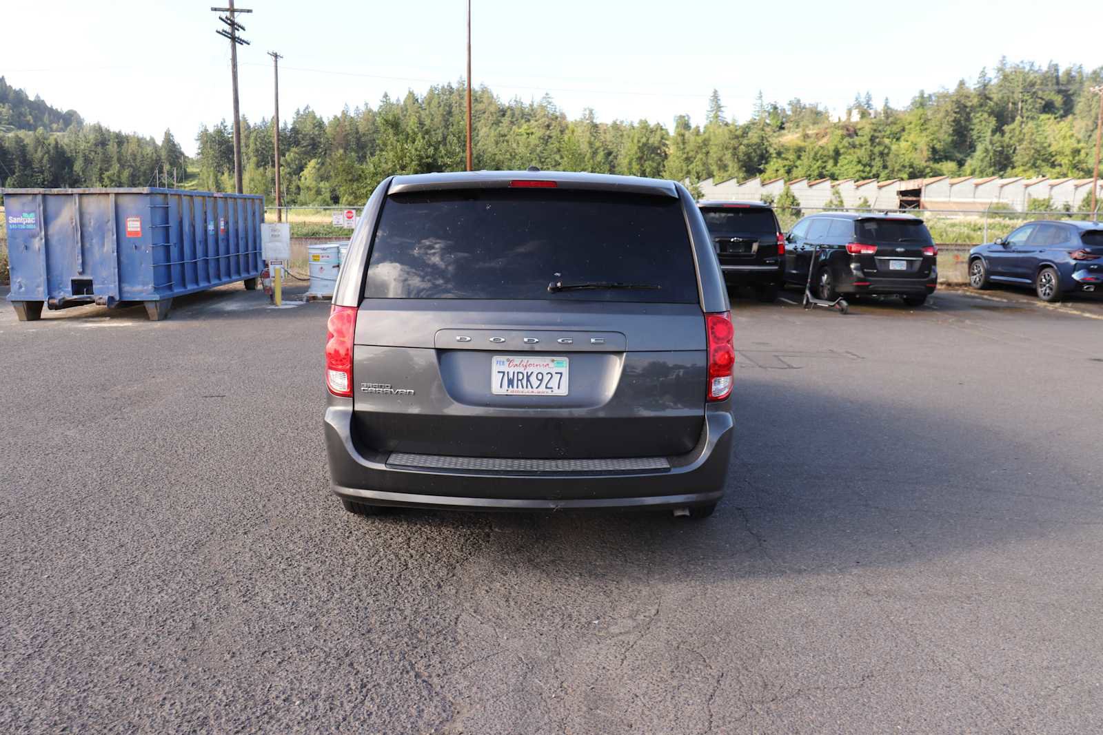 Used 2017 Dodge Grand Caravan SE FWD image 6