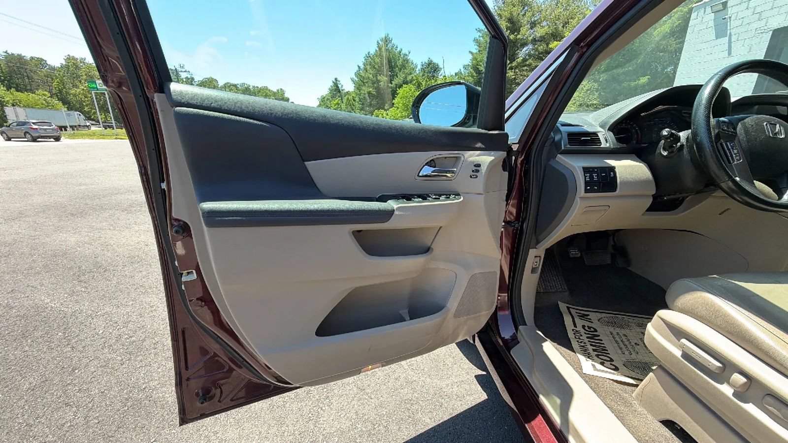 Used 2015 Honda Odyssey Touring Elite image 13