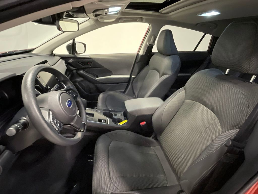 Used 2024 Subaru Crosstrek 2.0i Premium image 3
