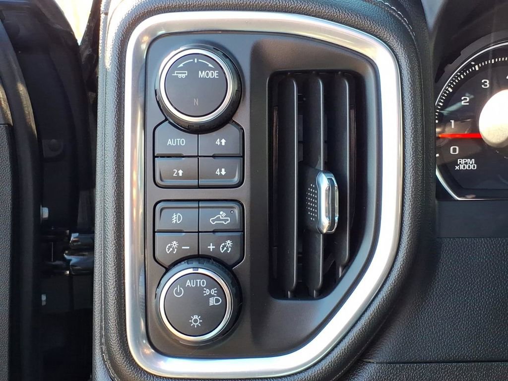 Certified 2022 Chevrolet Silverado 1500 LT Trail Boss image 16