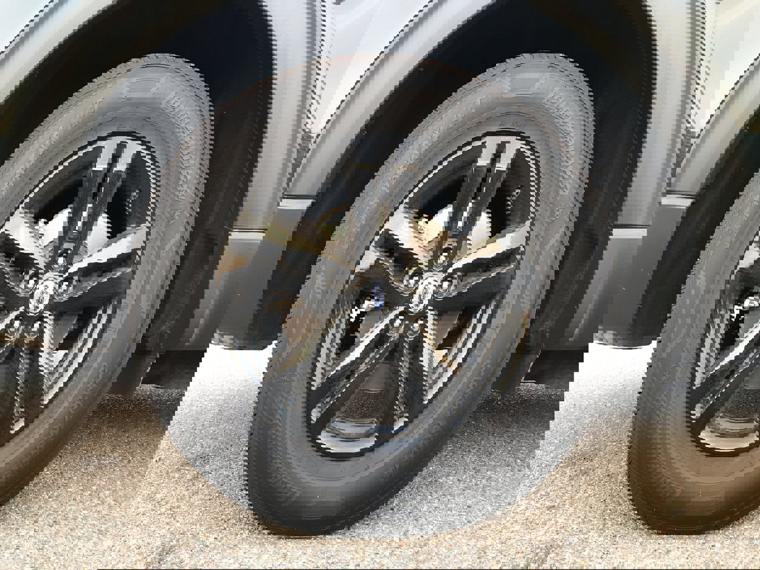 Used 2022 Ford Explorer XLT image 9