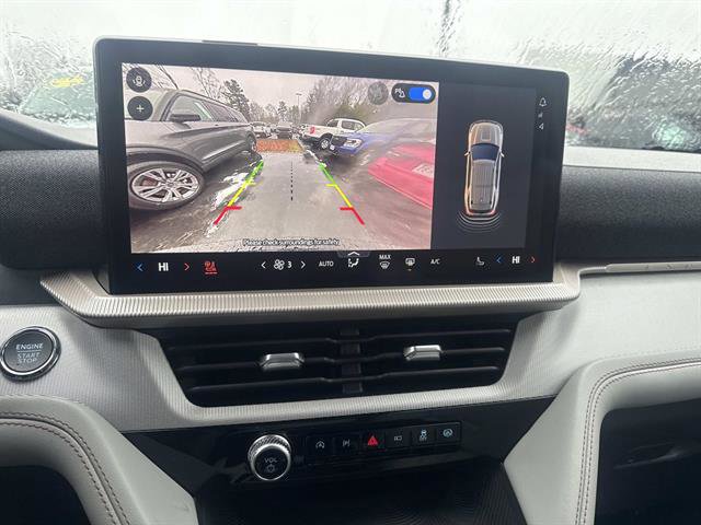 New 2026 Ford Explorer Active w/ Active Comfort Package image 10