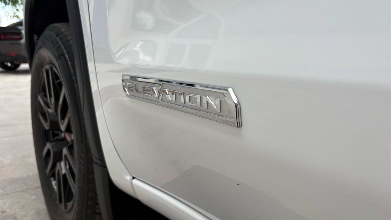 Used 2025 GMC Sierra 1500 Elevation AWD/4WD image 16