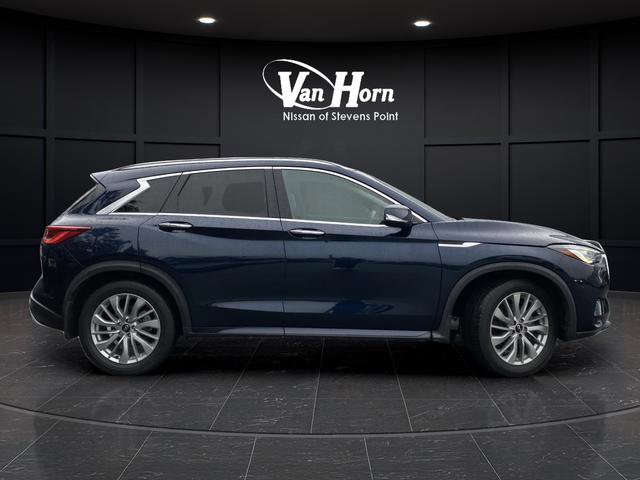 Used 2023 INFINITI QX50 Luxe image 2