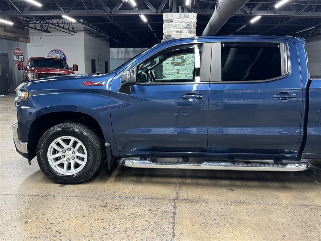 Used 2021 Chevrolet Silverado 1500 LT w/ Z71 Off-Road Package AWD/4WD image 5