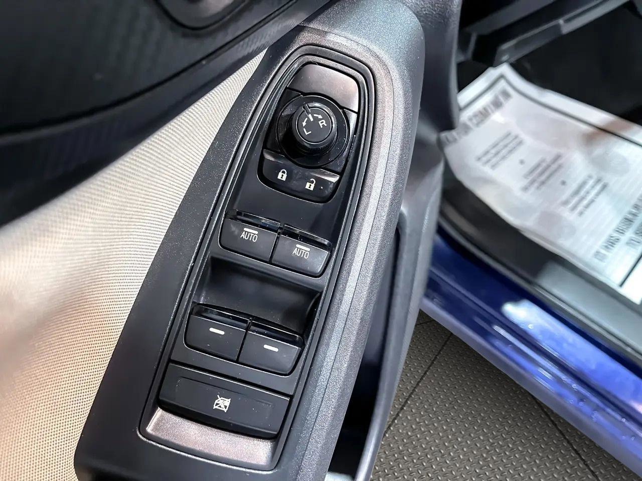 Used 2017 Subaru Impreza 2.0i AWD/4WD image 8