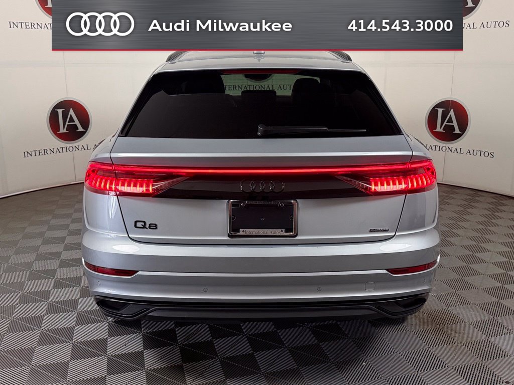 Used 2023 Audi Q8 Premium w/ Convenience Package AWD/4WD image 7