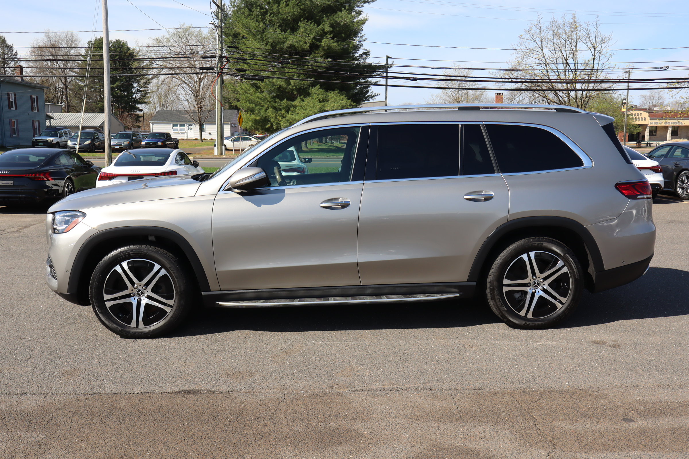 Used 2021 Mercedes-Benz GLS 450 4MATIC image 8