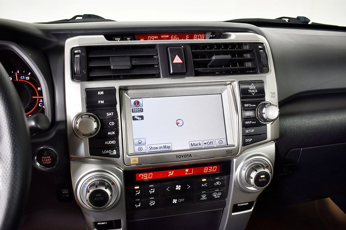 Used 2013 Toyota 4Runner Limited AWD/4WD image 23