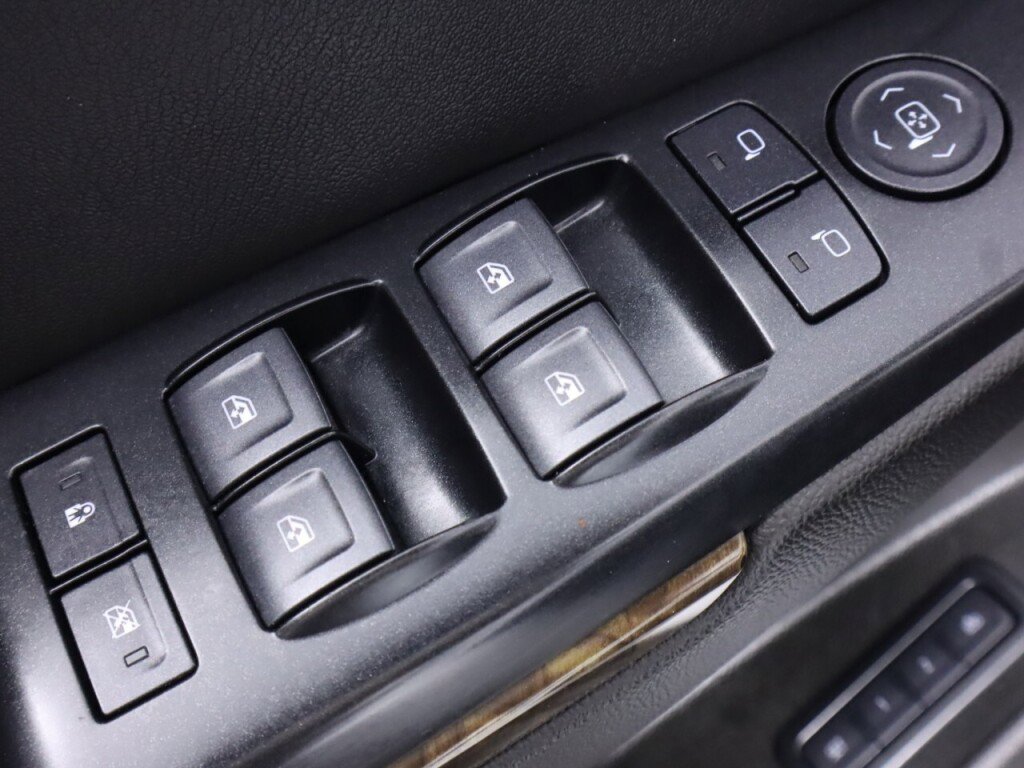 Used 2020 Chevrolet Tahoe LT AWD/4WD image 26
