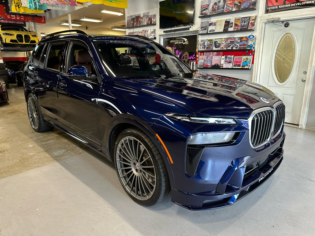 Used 2023 BMW ALPINA XB7 image 3