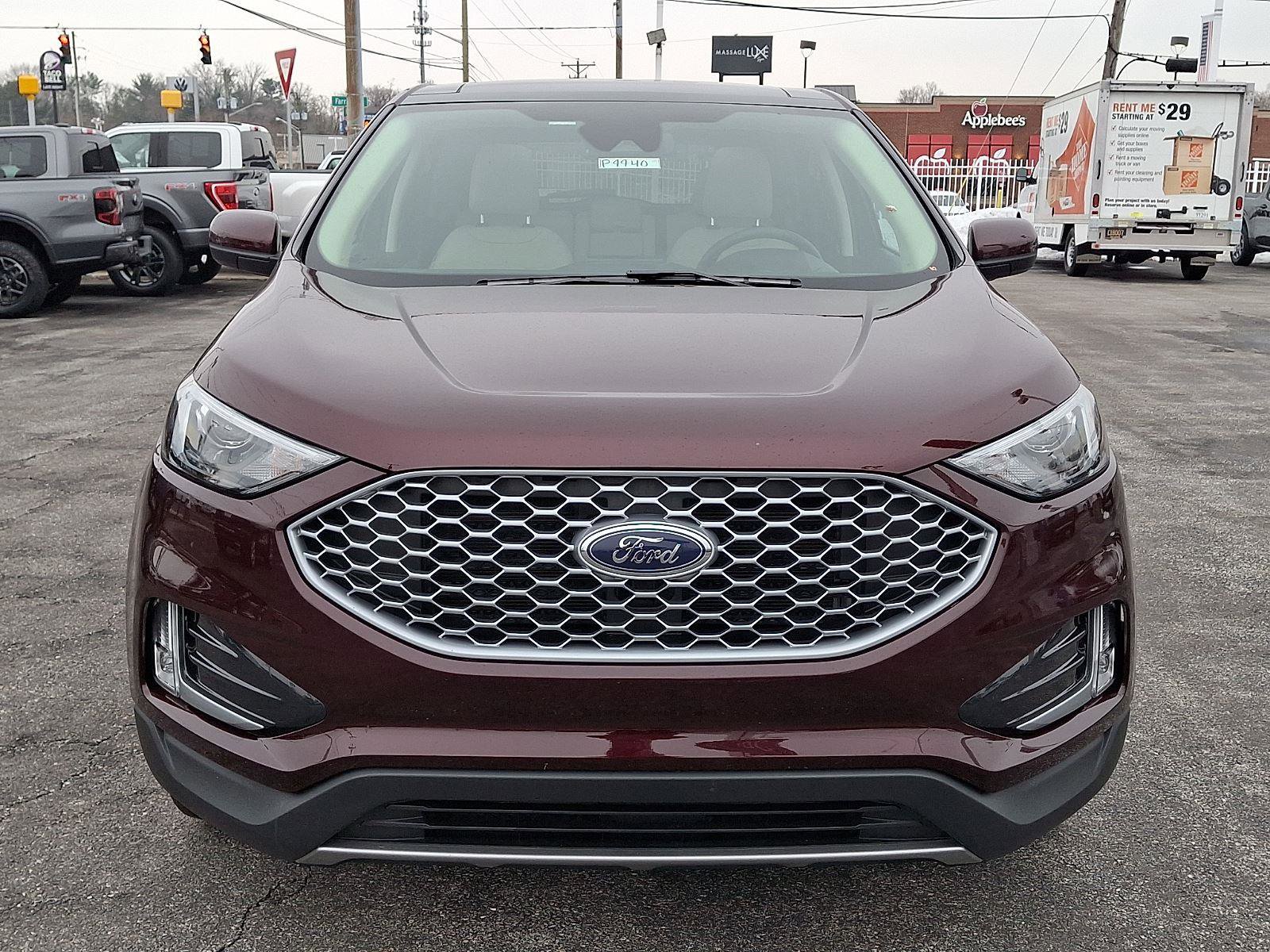 Certified 2023 Ford Edge SEL w/ Convenience Package AWD/4WD image 2