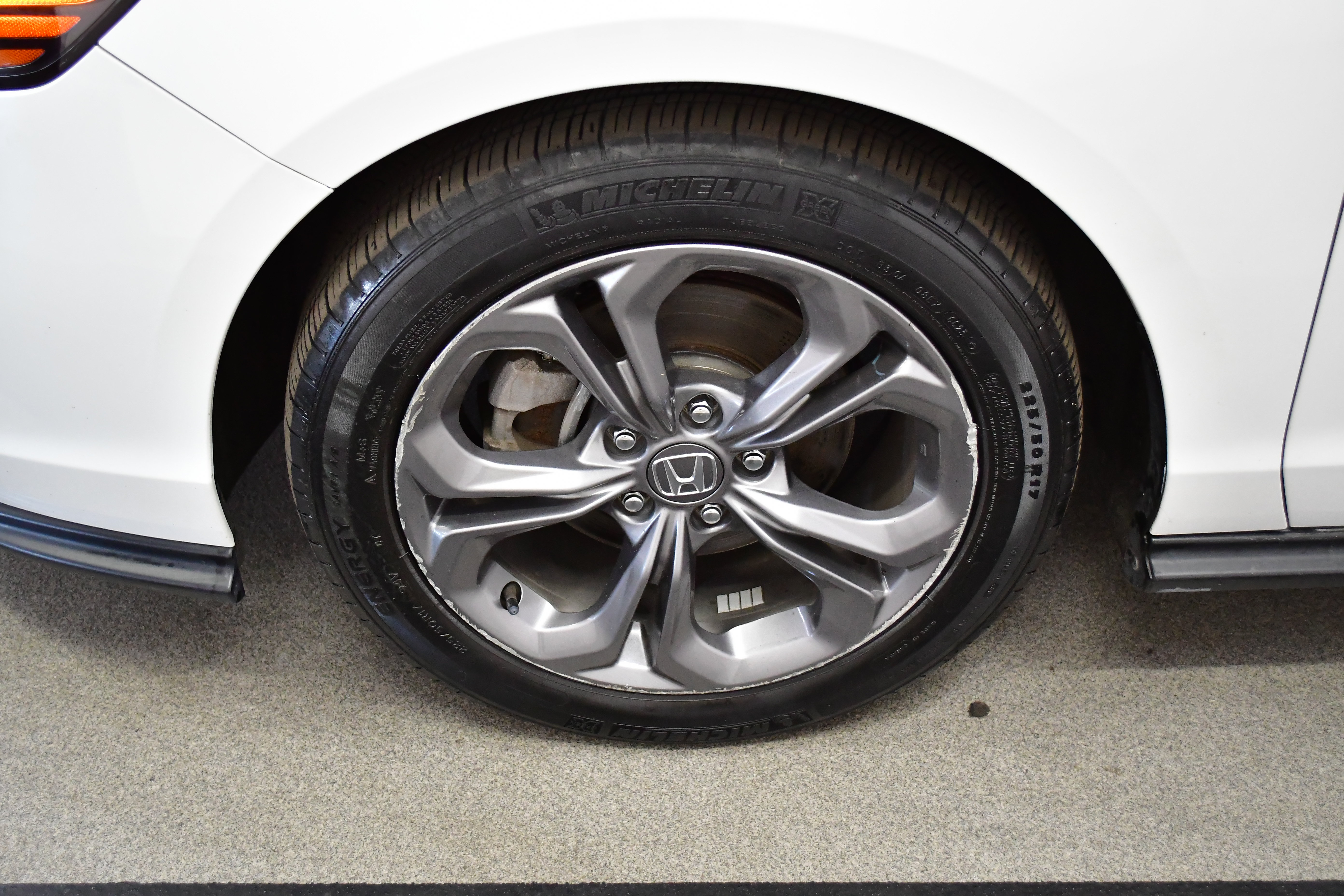 Used 2023 Honda Accord EX image 35