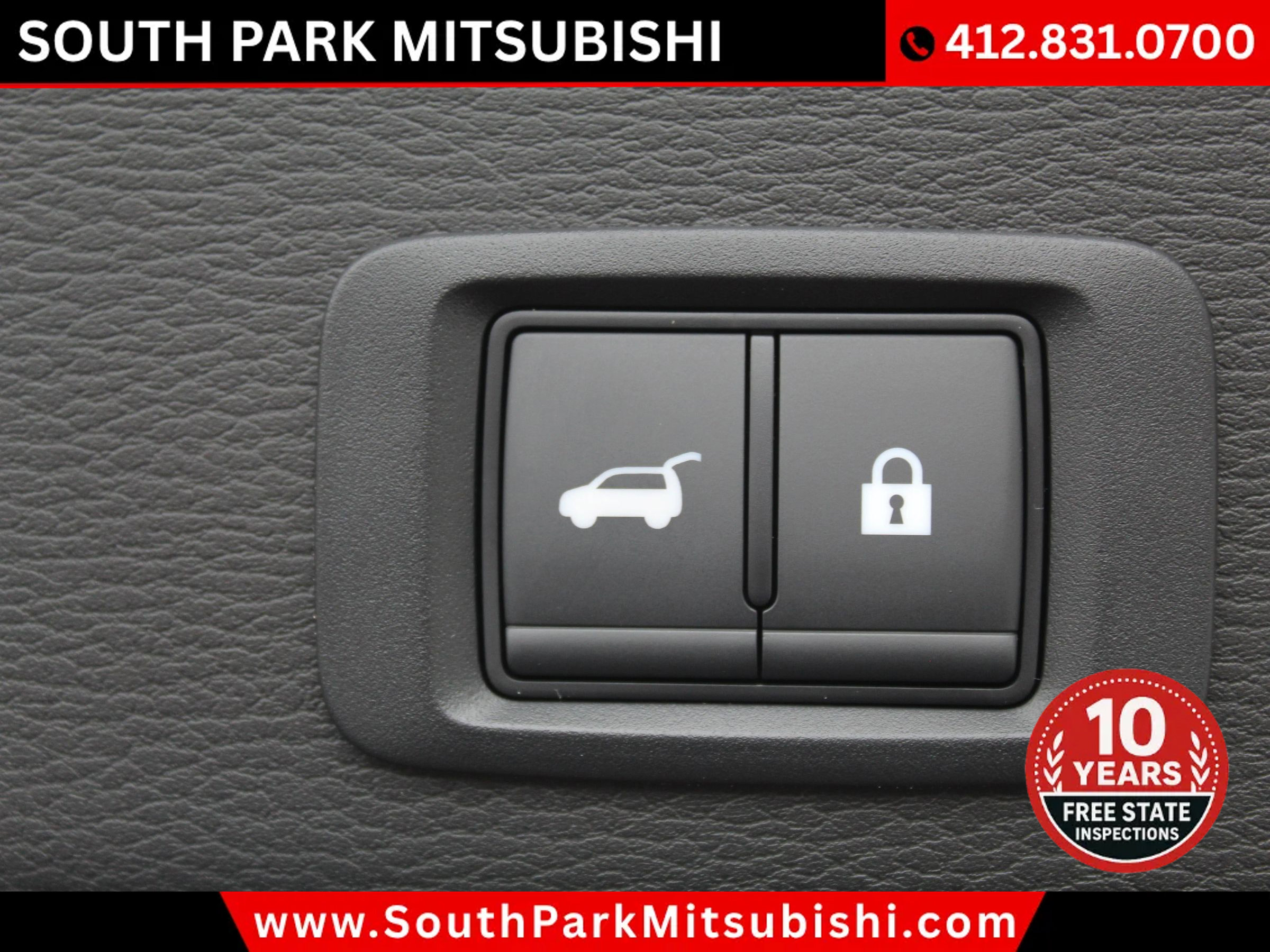 New 2025 Mitsubishi Outlander SE image 13