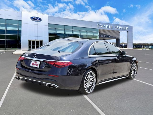 Used 2023 Mercedes-Benz S 580 4MATIC Sedan image 2