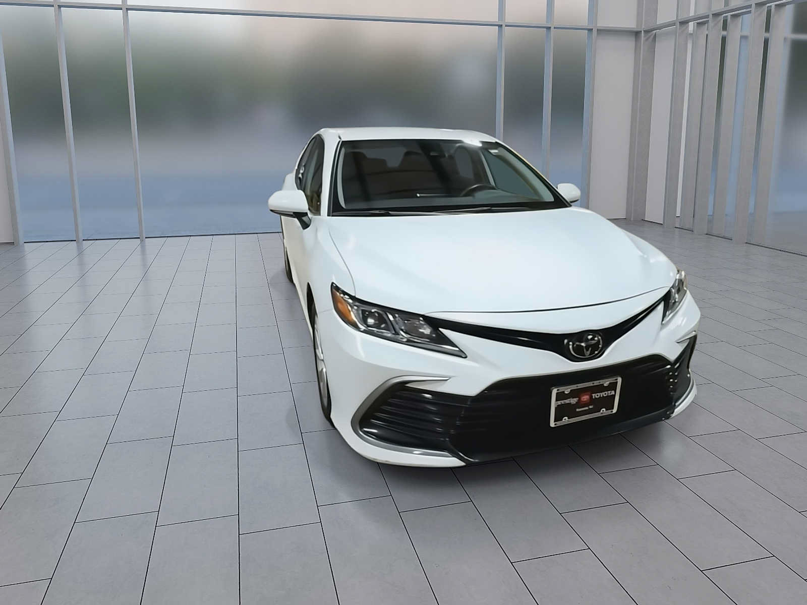 Used 2024 Toyota Camry LE FWD image 2