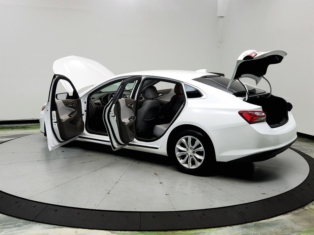 Used 2020 Chevrolet Malibu LT FWD image 12