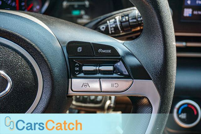 Used 2023 Hyundai Elantra SE FWD image 23