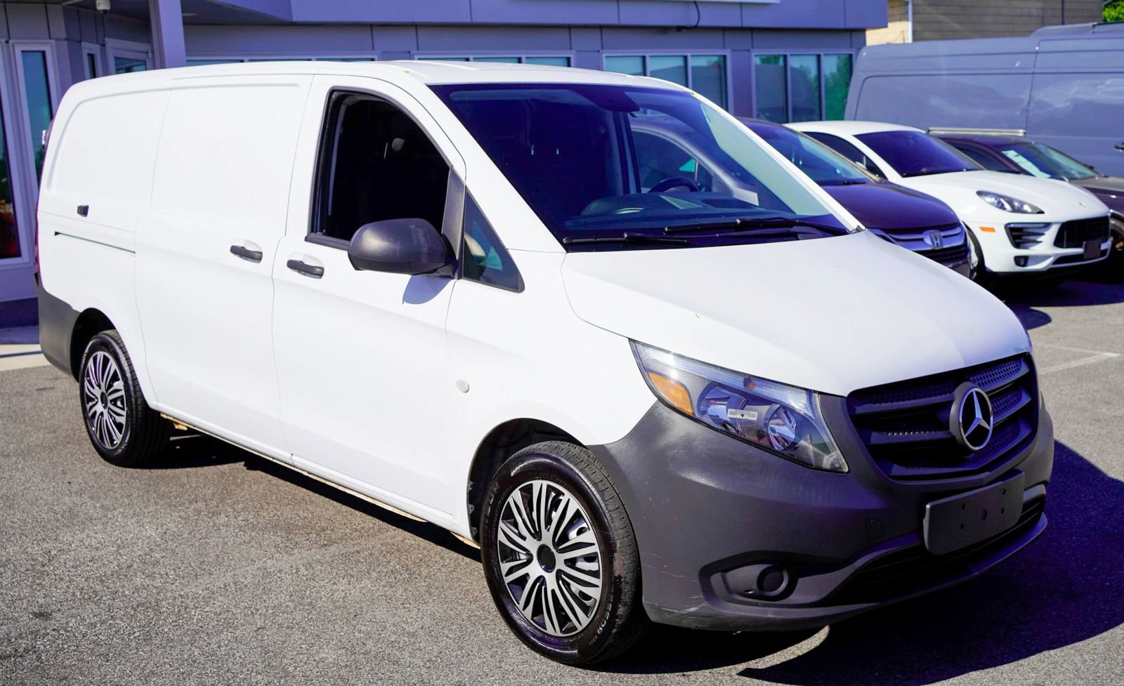 Used 2019 Mercedes-Benz Metris image 8
