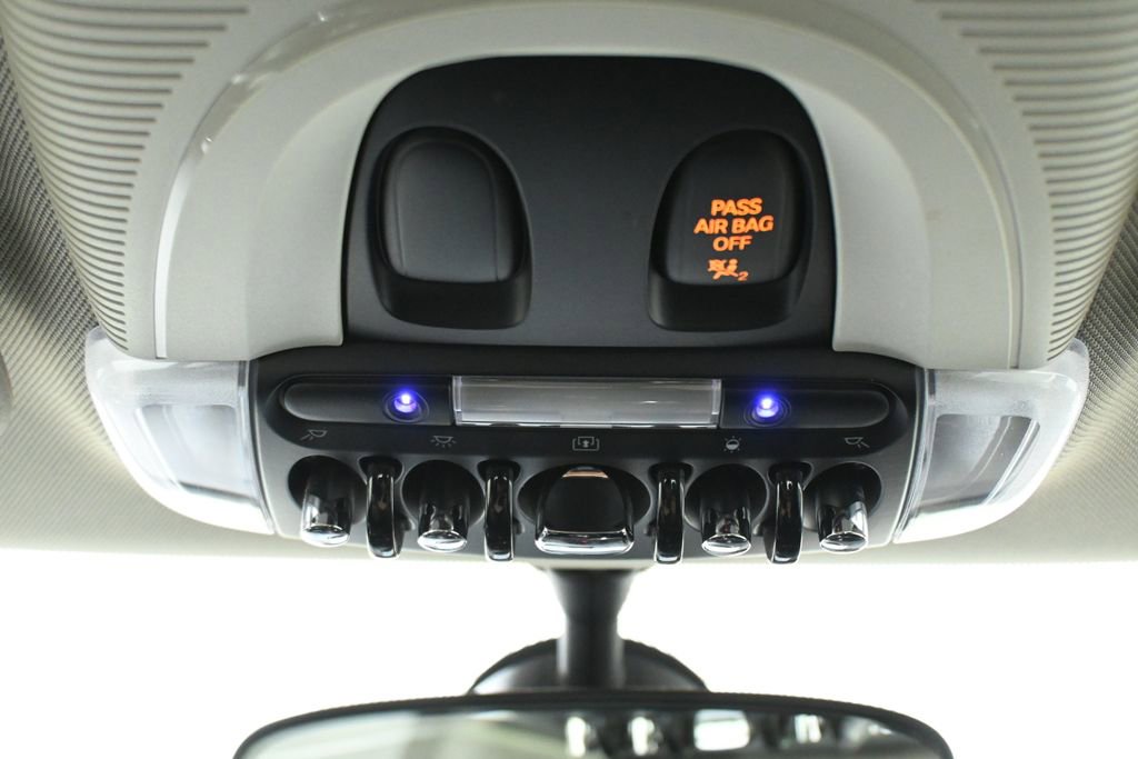 Used 2014 MINI Cooper S image 19