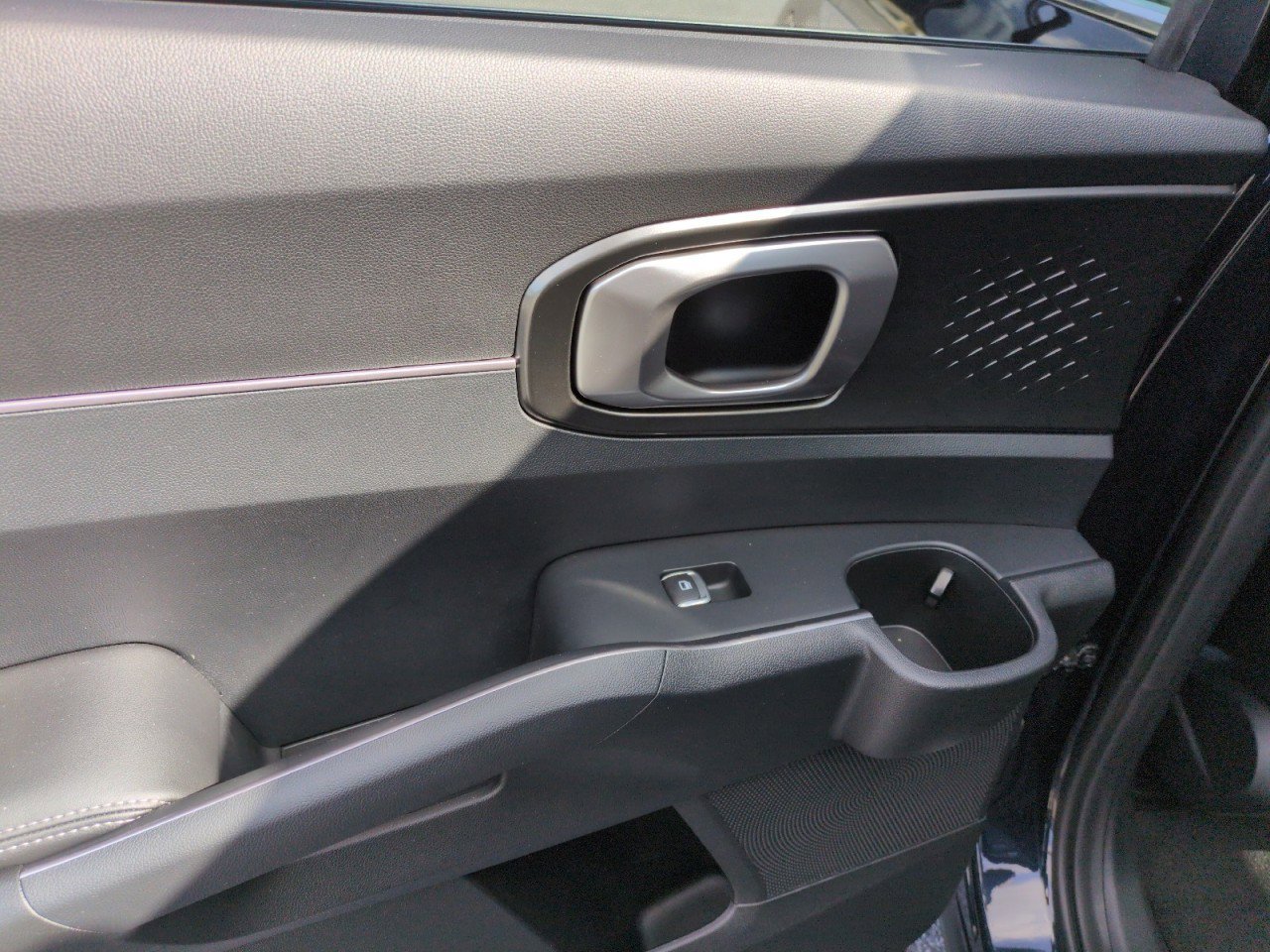 Used 2022 Kia Sorento S FWD image 31
