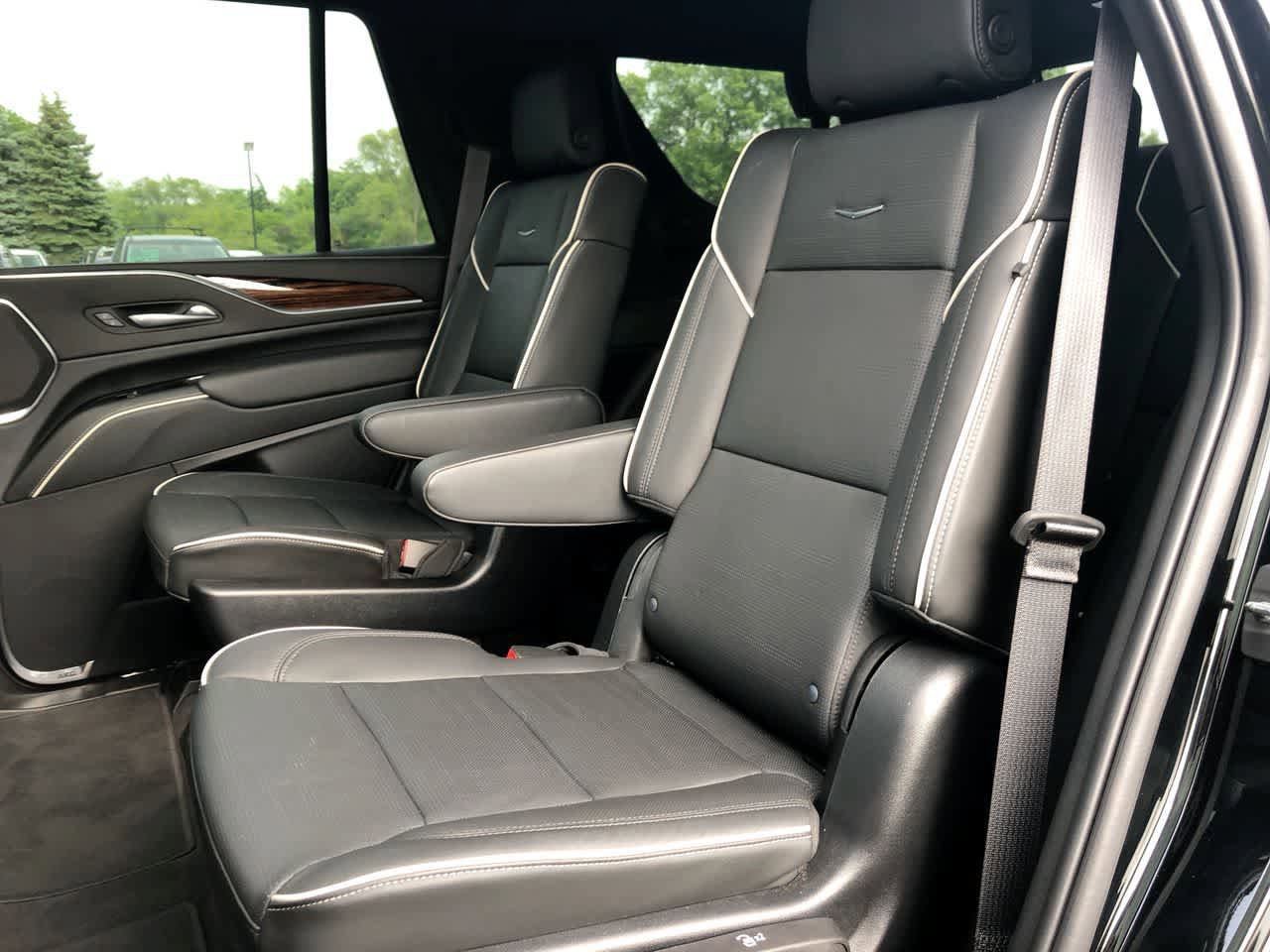 Used 2023 Cadillac Escalade Premium Luxury image 20