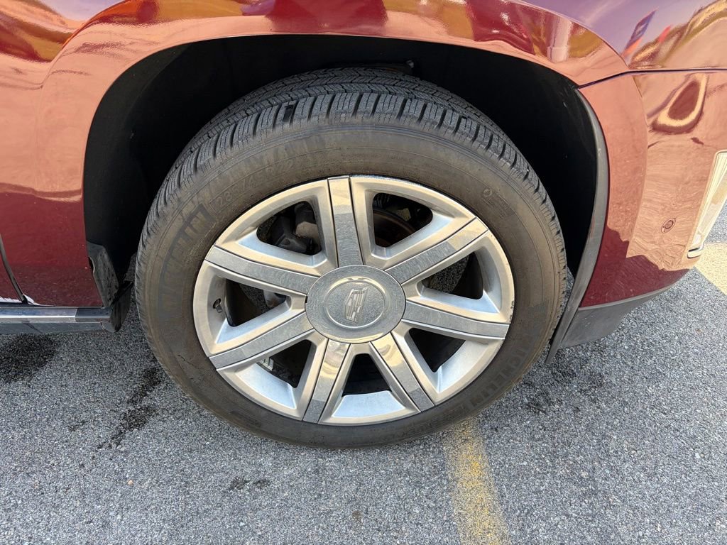 Used 2017 Cadillac Escalade Platinum AWD/4WD image 9