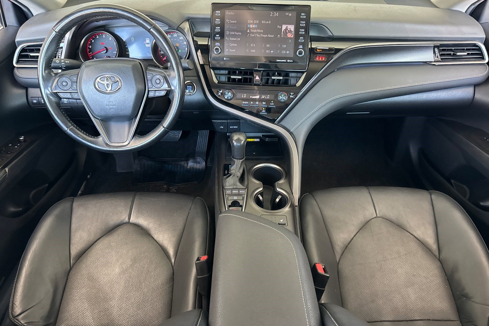 Used 2023 Toyota Camry XSE FWD image 15