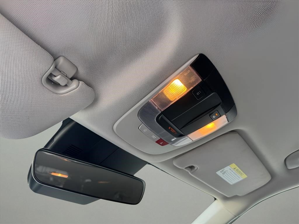 Used 2023 Kia Sorento S FWD image 26